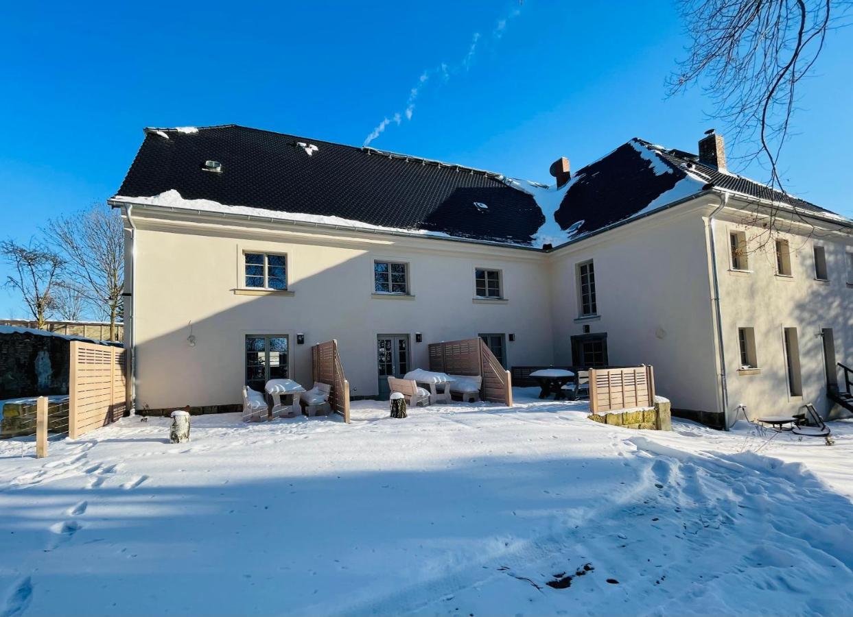Deluxe Apartment mit Terrasse und WALLBOX im FarmHouse Eckartsberg bei Zittau im Zittauer Gebirge Exterior foto
